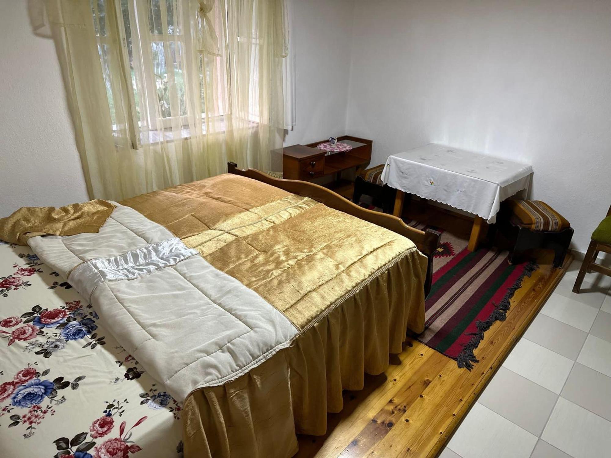 Вилла Gardenhouse Memlishte Экстерьер фото